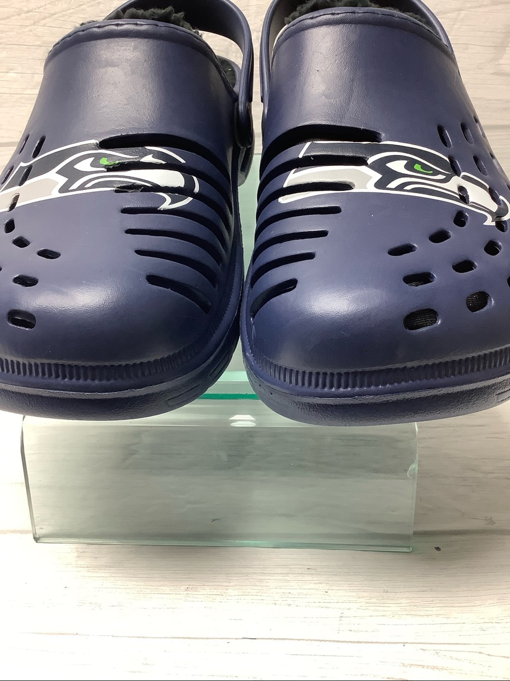 Seahawks Crocs - Picture 5 of 10